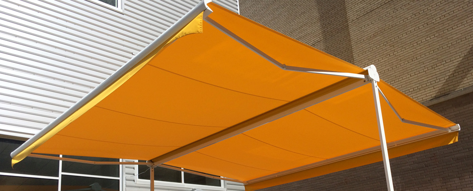 Terrace Retractable Awning