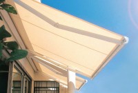 Residential retractable patio awning 1.